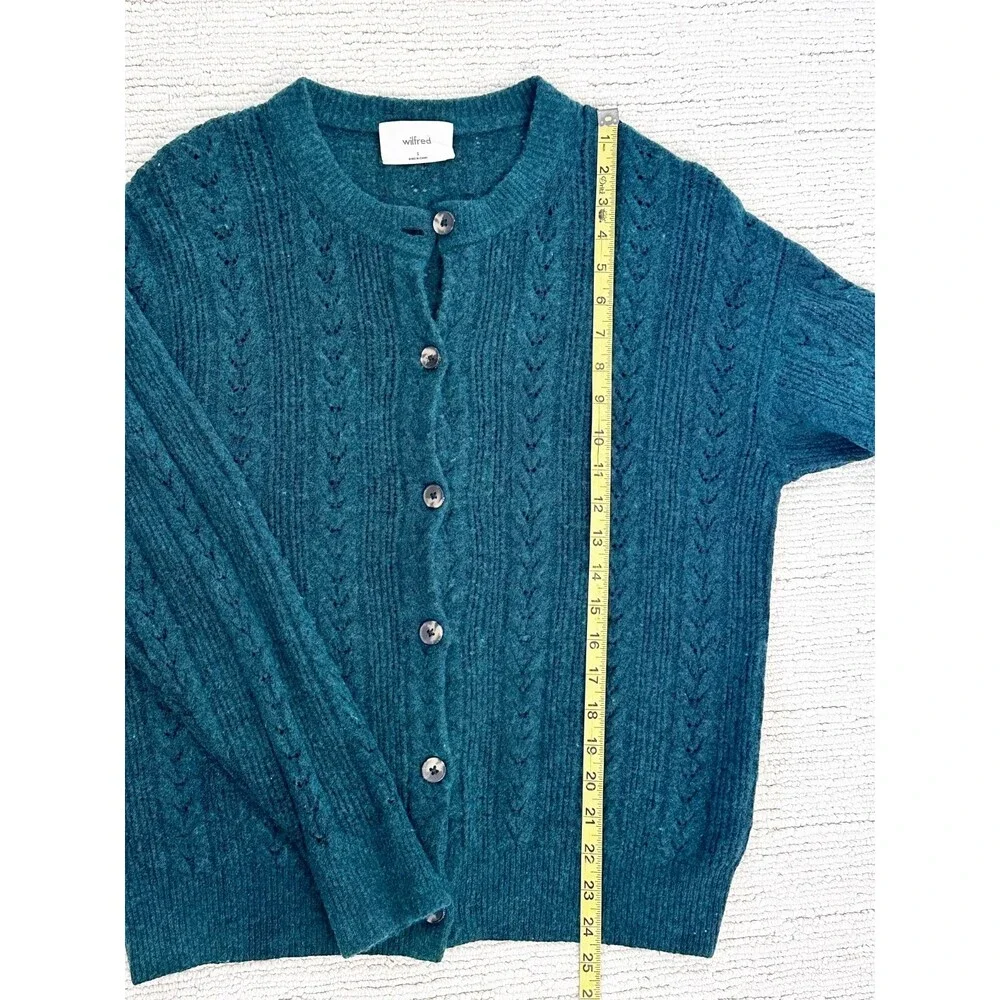 WILFRED ARITZIA Era Size Small Green Cardigan Sweater Quiet Luxury Preppy Staple